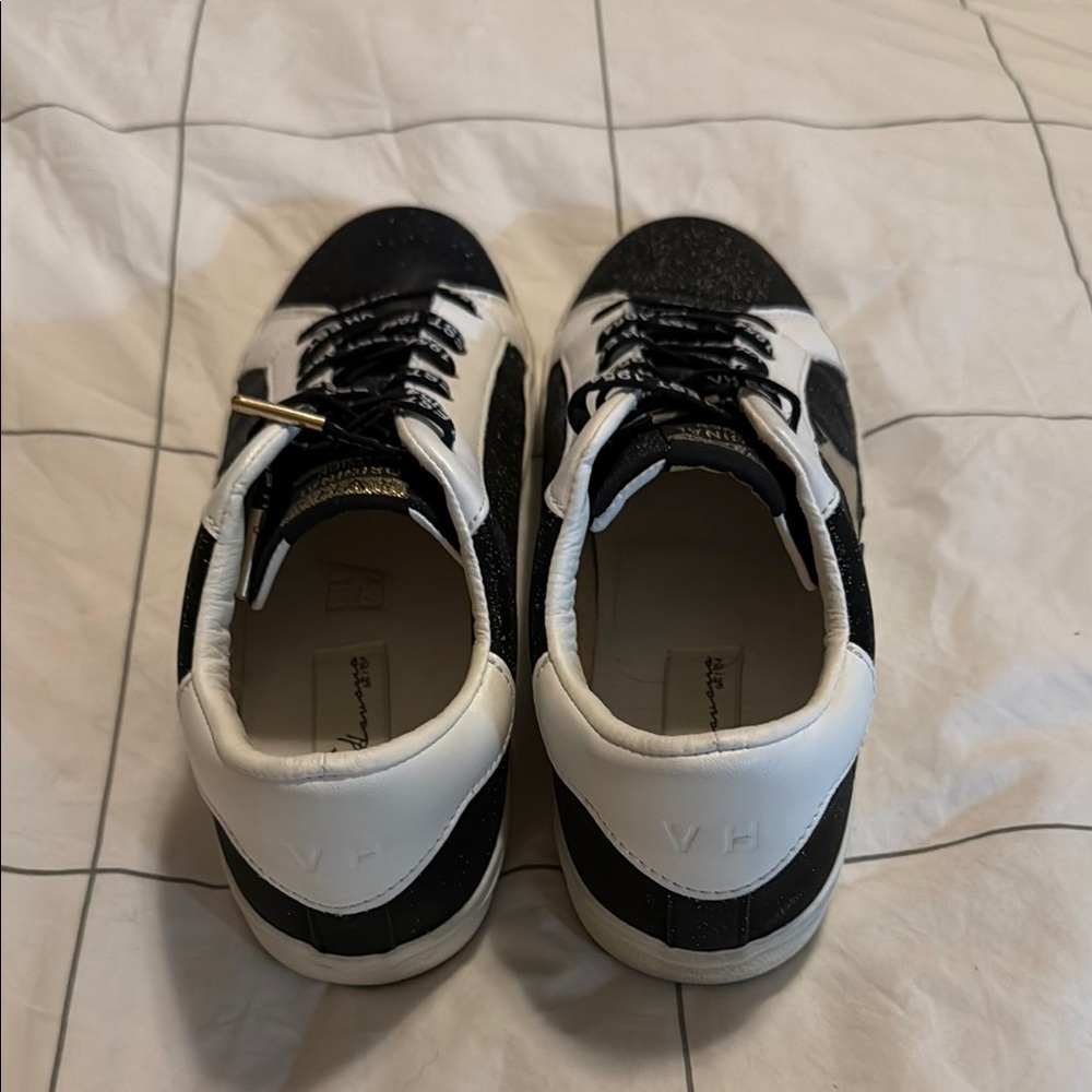 Vintage Havana‎ Black and White Sneakers Size 8.5 - Picture 2 of 7